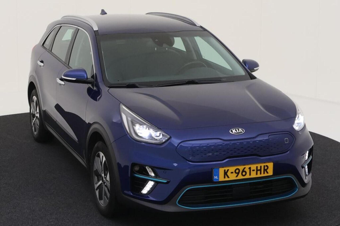 Kia e-Niro - DYNAMICPLUSLINE 64KWH/3 FASE LADEN/ACARPLAY/HLEER/FABRIEKSGARANTIE - AutoWereld.nl
