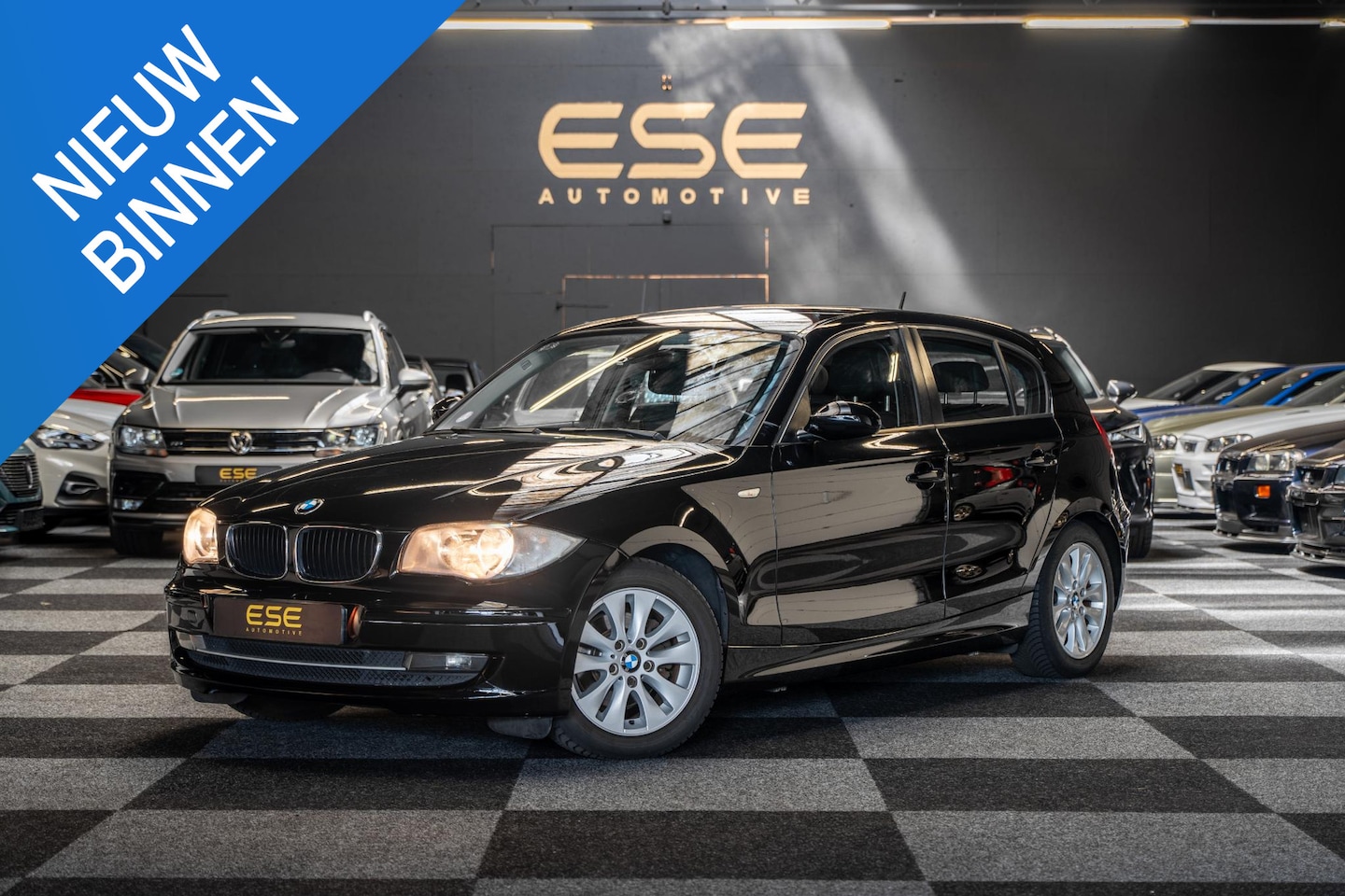 BMW 1-serie - 118i Business Line | Airco | Lm-velgen | Compleet onderhoud - AutoWereld.nl