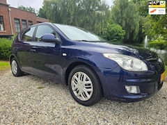 Hyundai i30 - 1.6i Dynamic 5-deurs AIRCO