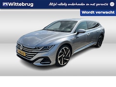 Volkswagen Arteon Shooting Brake - 1.4 TSI eHybrid R-Line Business+ / Digitaal dashboard / Navigatie / Parkeersensoren V+A /