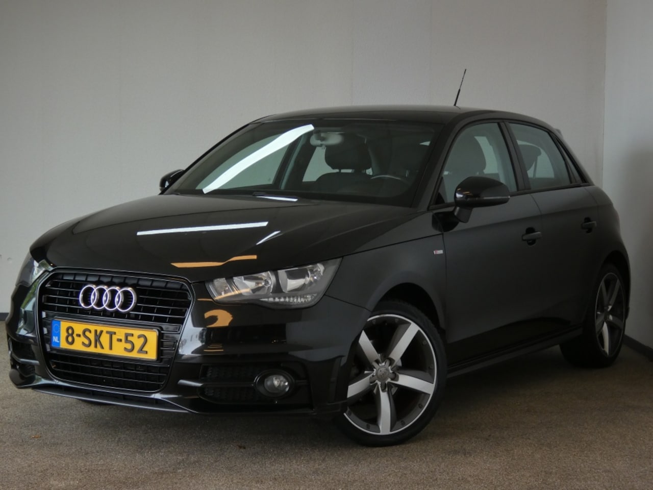 Audi A1 Sportback - 1.2 TFSI Admired Nwe APK airco - AutoWereld.nl