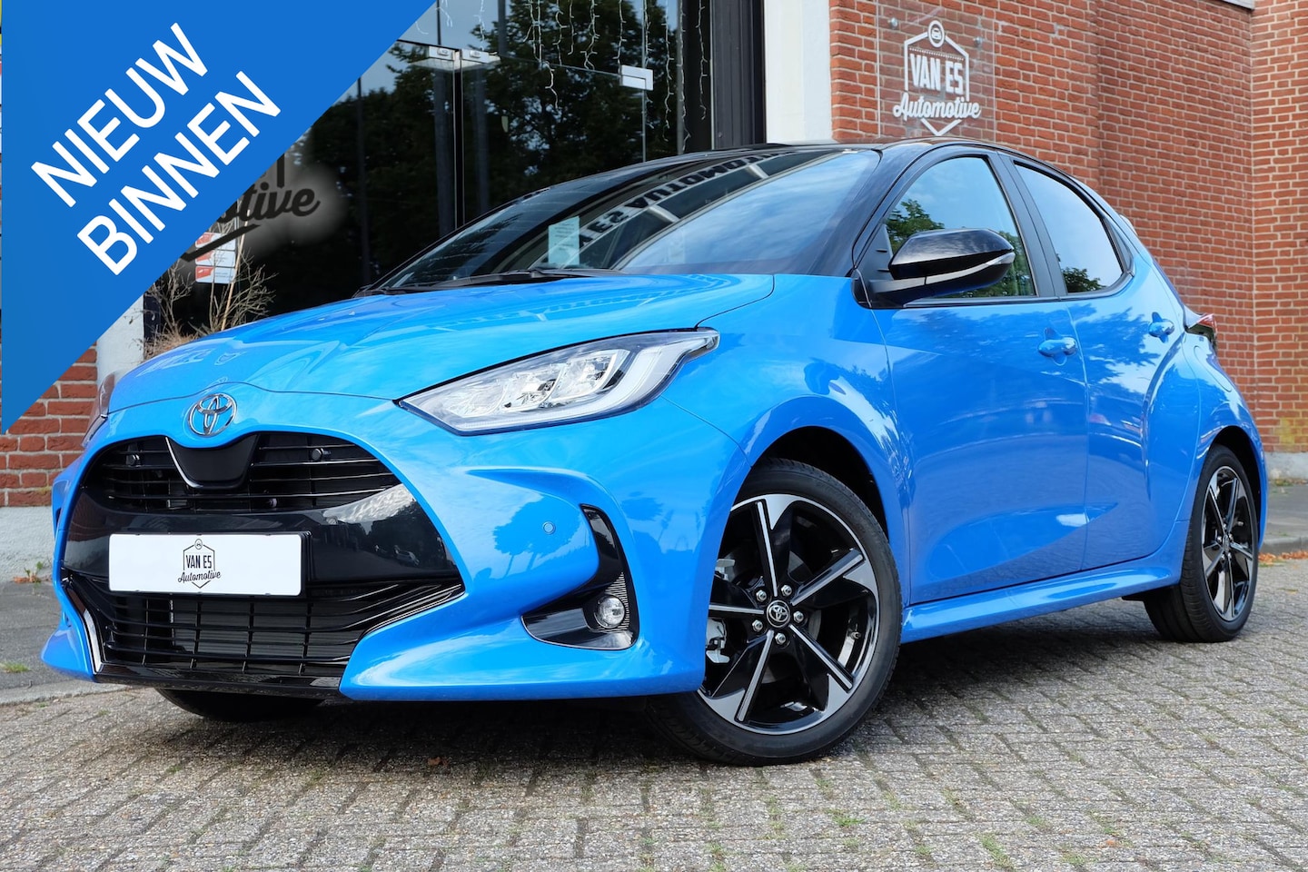 Toyota Yaris - 1.5 Hybrid 130 Launch Edition / Nieuw / Full option / 10 jaar garantie - AutoWereld.nl