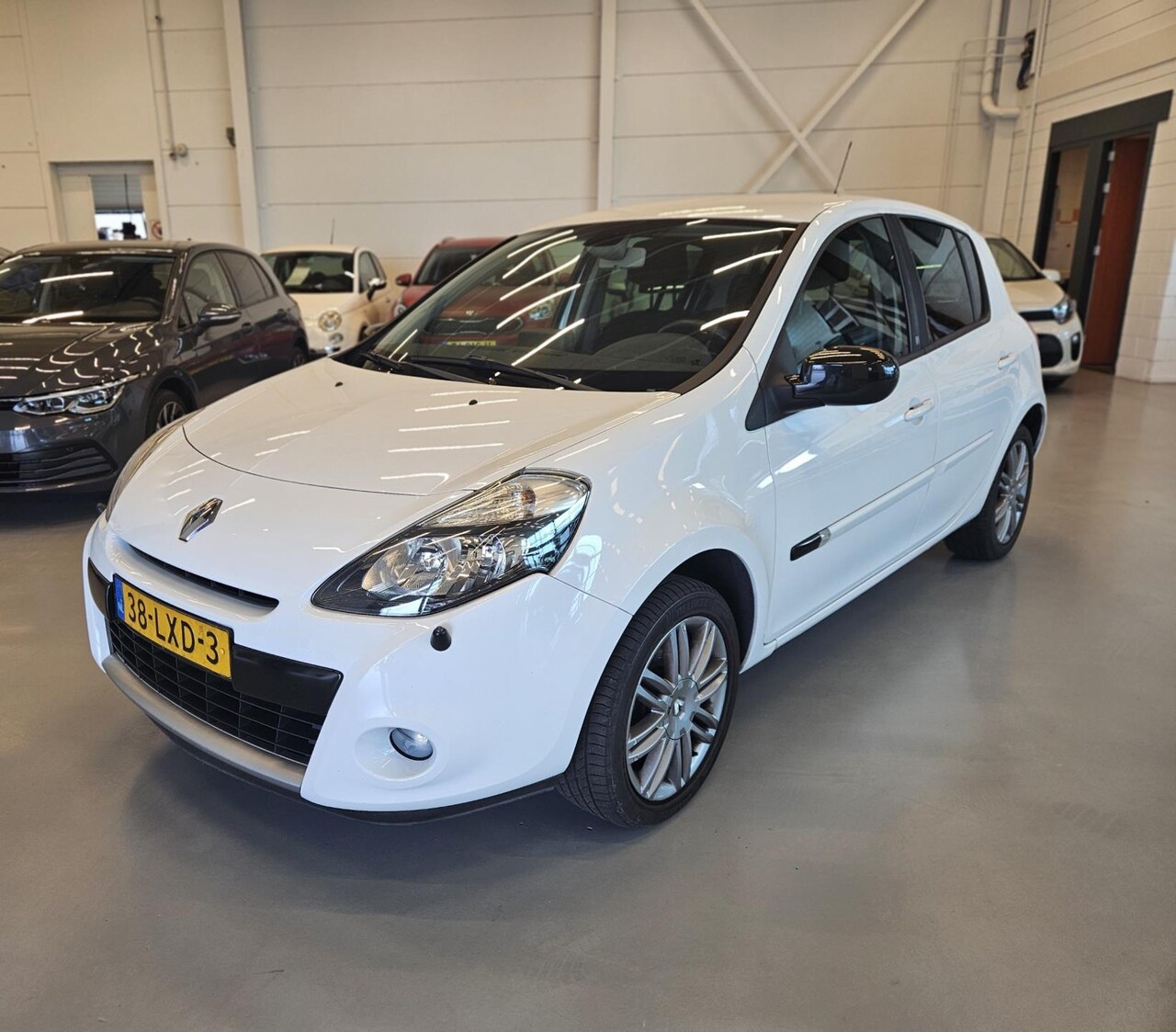 Renault Clio - 1.2 TCe 20th Anniversary 1.2 TCe 20th Anniversary - AutoWereld.nl