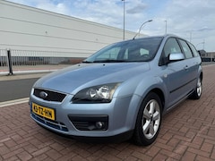 Ford Focus Wagon - 1.6-16V /Airco/Cruise control/Trekhaak/NAP