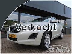 Volvo XC60 - 2.0T Momentum Aut. Ecc Leder Navi Trekhaak 2010