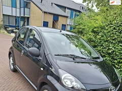 Toyota Aygo - Eerste eigenaar / Airco / bouwjaar 2012 / 5 deurs / leuke auto