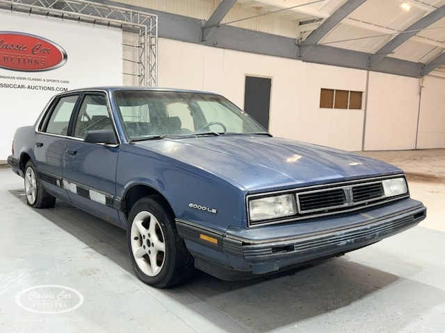 pontiac-6000-le-online-auction.jpg