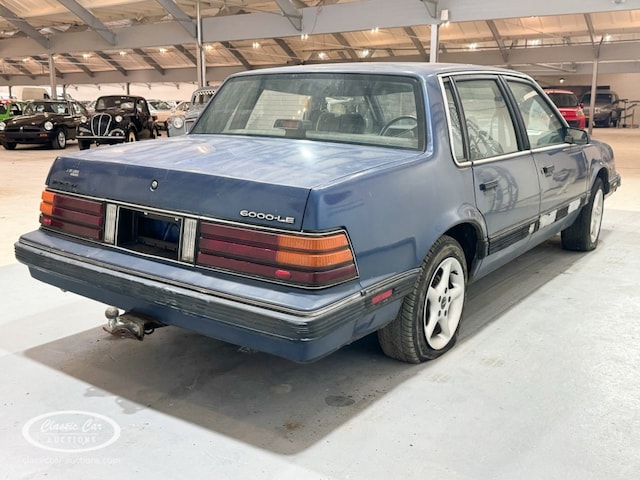pontiac-6000-le-online-auction.jpg