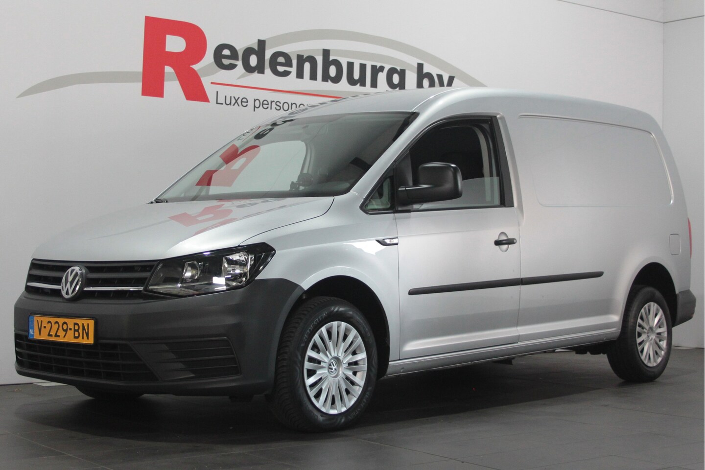 Volkswagen Caddy Maxi - 2.0 TDI L2H1 BMT Trendline - Airco / Bluetooth / Multimedia - AutoWereld.nl