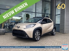 Toyota Aygo X - 1.0 VVT-i MT 72pk S-CVT Premium Cabrio/Open dak