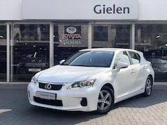 Lexus CT 200h - Hybrid | Cruise control, Trekhaak, Lichtsensor, Lichtmetalen velgen, Climate control