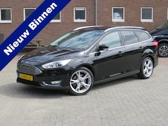 Ford Focus Wagon - 1.5 Titanium 150Pk * Rijklaarprijs incl. garantie * Trekhaak * Xenon * Camera * Parkeersen