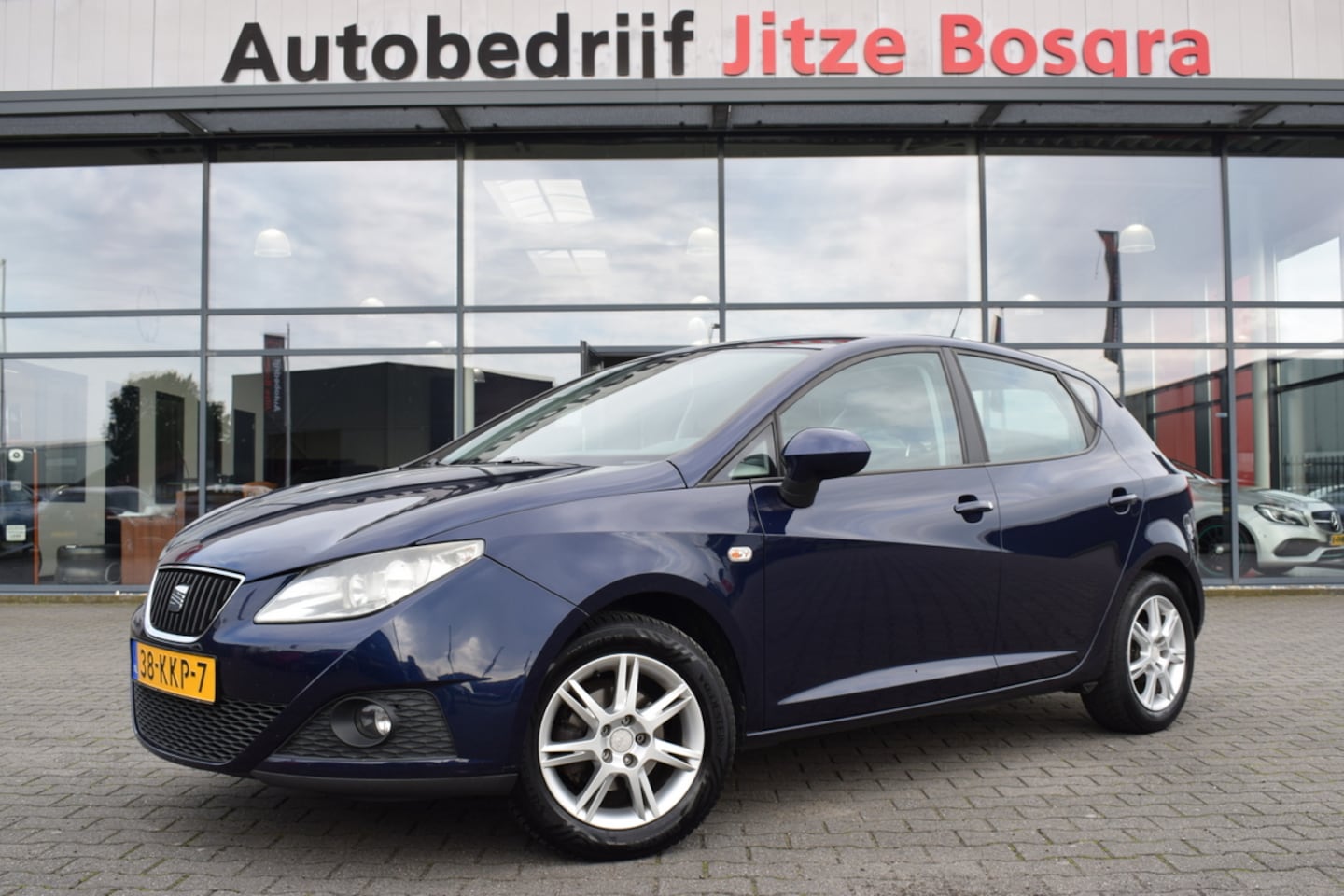 SEAT Ibiza - 1.2 5Drs Style Airco | Cruise Control | 15 Inch LMV | Trekhaak | Isofix - AutoWereld.nl
