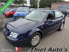 Volkswagen Bora - 1.6-16V