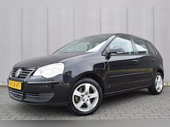 Volkswagen Polo - 1.4 16V 5Drs Comfortline Airco | JVC Audio | 15 Inch LMV | Isofix | Volledig Onderhouden