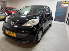 Peugeot 107 - 1.0-12V XR