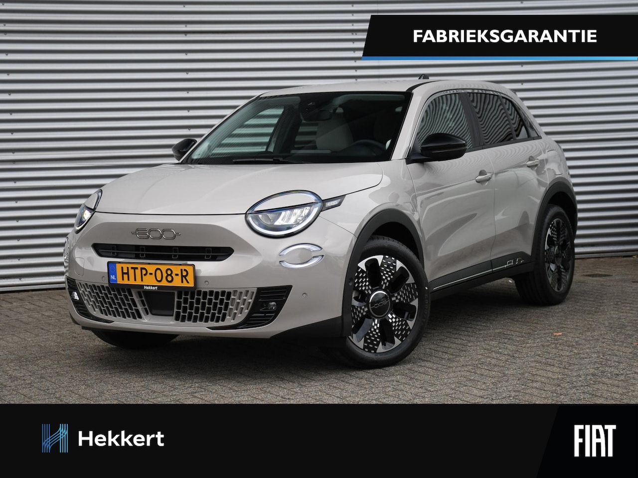 Fiat 600e - La Prima 54 kWh 156pk Automaat MASSAGE | DODE HOEK | ADAPT. CRUISE | 18''LM | PDC + CAM. | - AutoWereld.nl