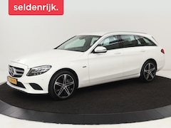 Mercedes-Benz C-klasse - 300e Avantgarde | Trekhaak | Adaptive cruise | Leder | Stoelverwarming | Carplay | Park As