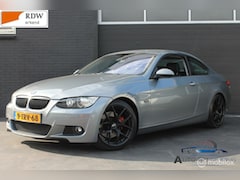 BMW 3-serie Coupé - 325i Executive 218PK Automaat Xenon clima Alcantara