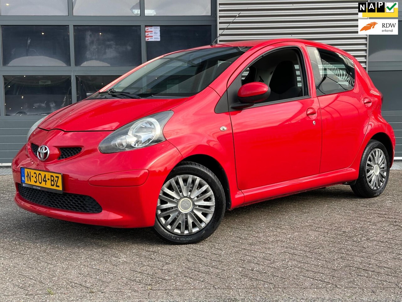 Toyota Aygo - 1.0-12V Ambiance | Airco | APK | NAP | Electr. ramen - AutoWereld.nl