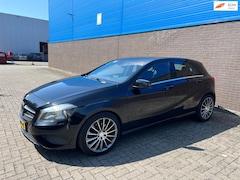 Mercedes-Benz A-klasse - 180 Ambition | Stoelverwarming | LM Velgen | Navi | Airco | Start/Stop-Systeem | Regensens
