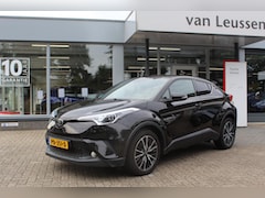 Toyota C-HR - 1.2 EXECUTIVE TREKHAAK 1300kg NAVI STOELVERW. AD-CRUISE HALF LEER KEYLESS PRIVACY GLASS