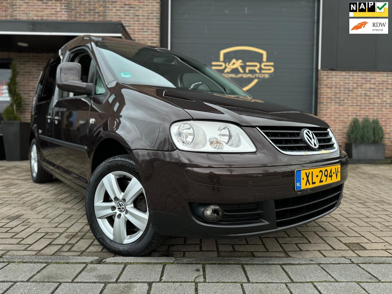 Volkswagen Caddy - 2.0 TDI Comfortline 140PK Pano 5 persoons Airco Navi Elk.Ramen Leder Cruise Control Trekha - AutoWereld.nl