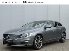 Volvo V60 - 2.0 T4 190PK Nordic+ | Standkachel | Lederen bekleding | 19" Bor Lichtmetalen velgen | Dif