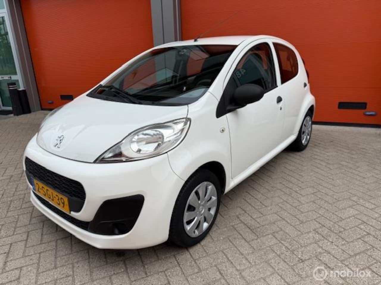 Peugeot 107 - 1.0 Access Accent 1.0 Access Accent - AutoWereld.nl