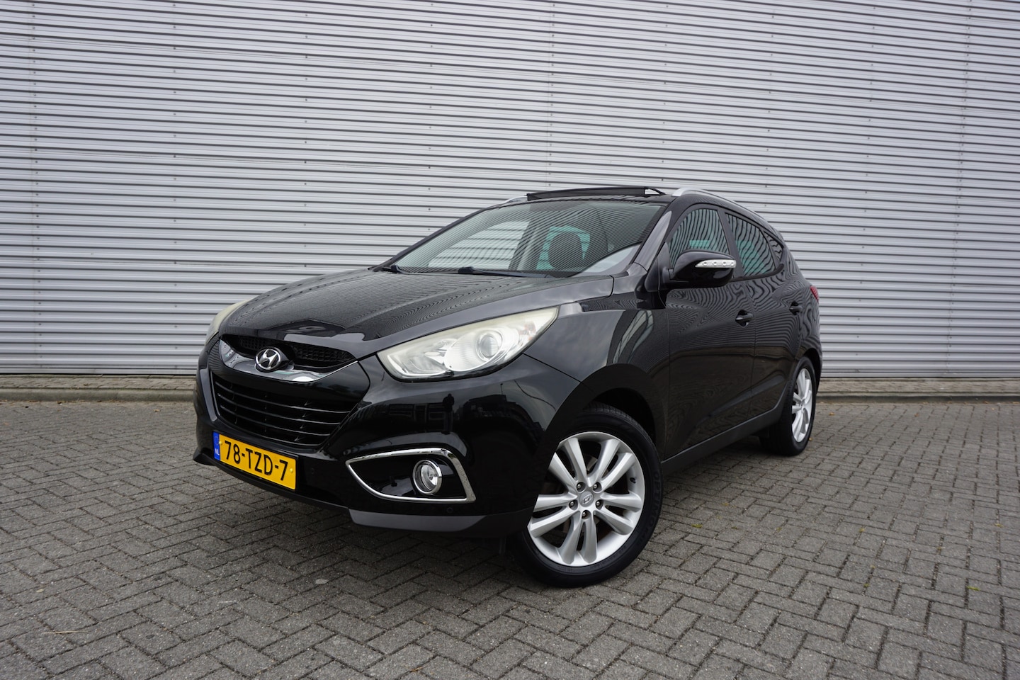 Hyundai ix35 - 2.0i i-Catcher Airco / Cruise / Navi / Camera / Pano / Trekhaak / NAP - AutoWereld.nl