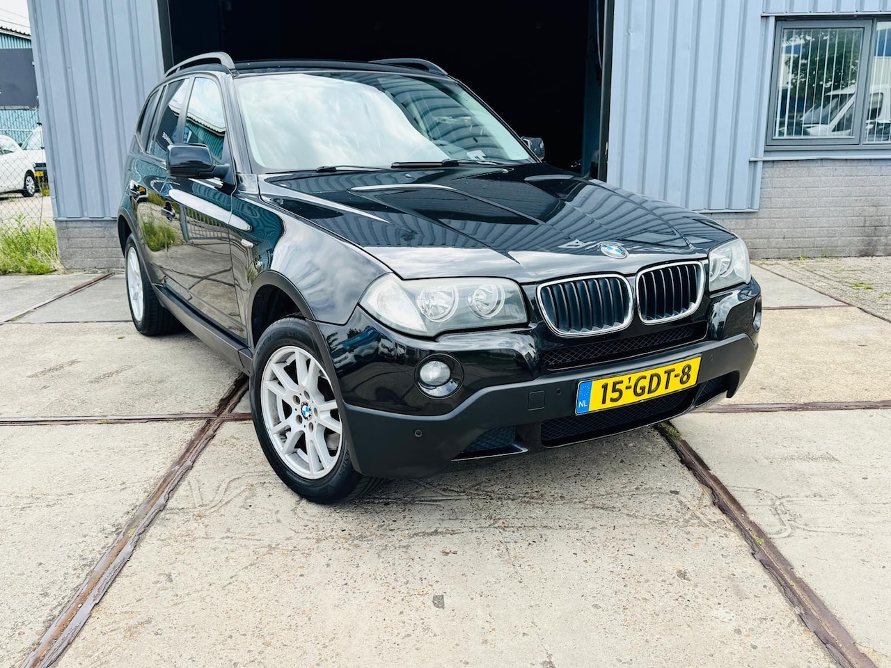 BMW X3 - 2.0i Business Line Navi Cruis CR - AutoWereld.nl