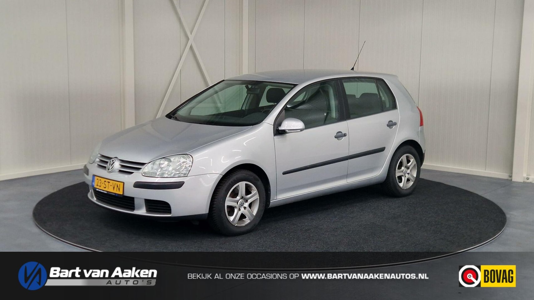 Volkswagen Golf - 1.6 FSI Comfortline Nieuwe APK Automaat - AutoWereld.nl