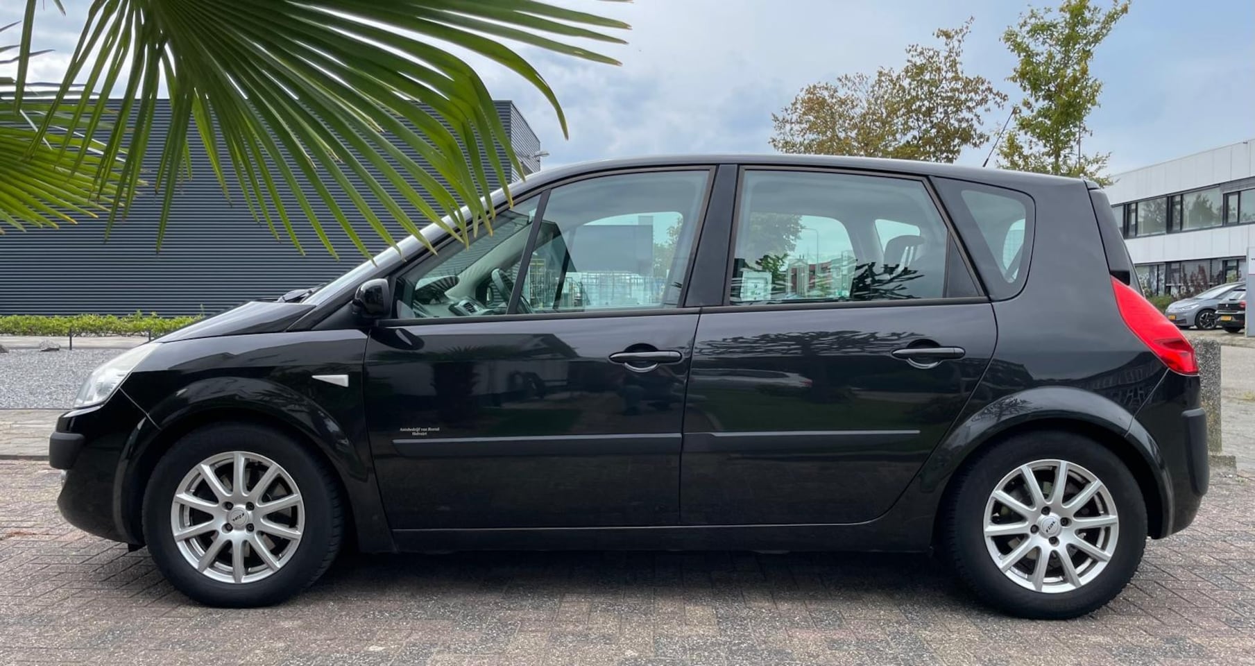 Renault Scénic - 2.0-16V Business Line 2.0-16V Business Line - AutoWereld.nl