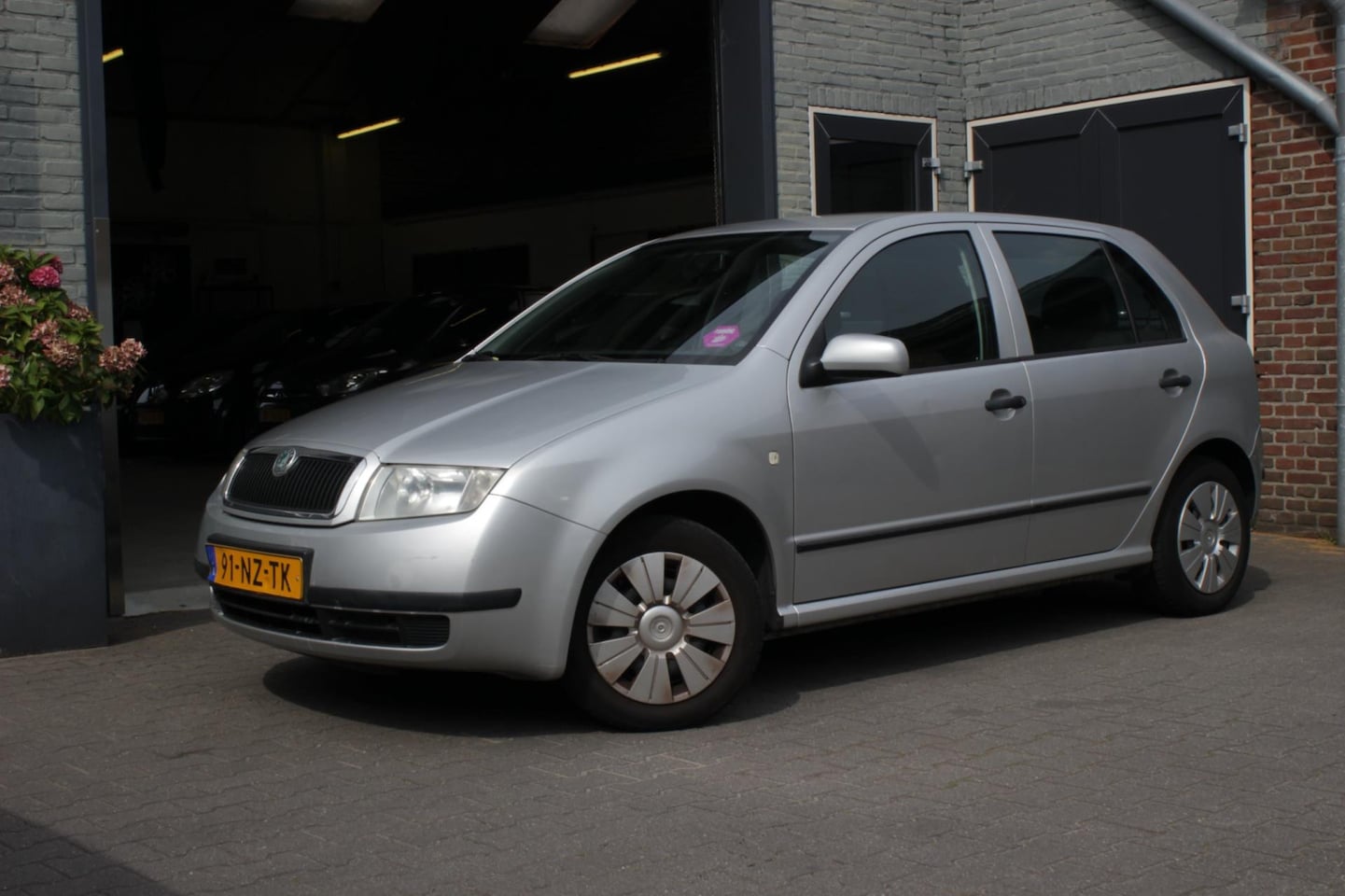 Skoda Fabia - 1.4-16V Choice| Nieuwe APK| Airco - AutoWereld.nl