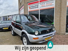 Nissan Terrano - 2.4 SE - Airco - 4x4 - Nieuwe Apk