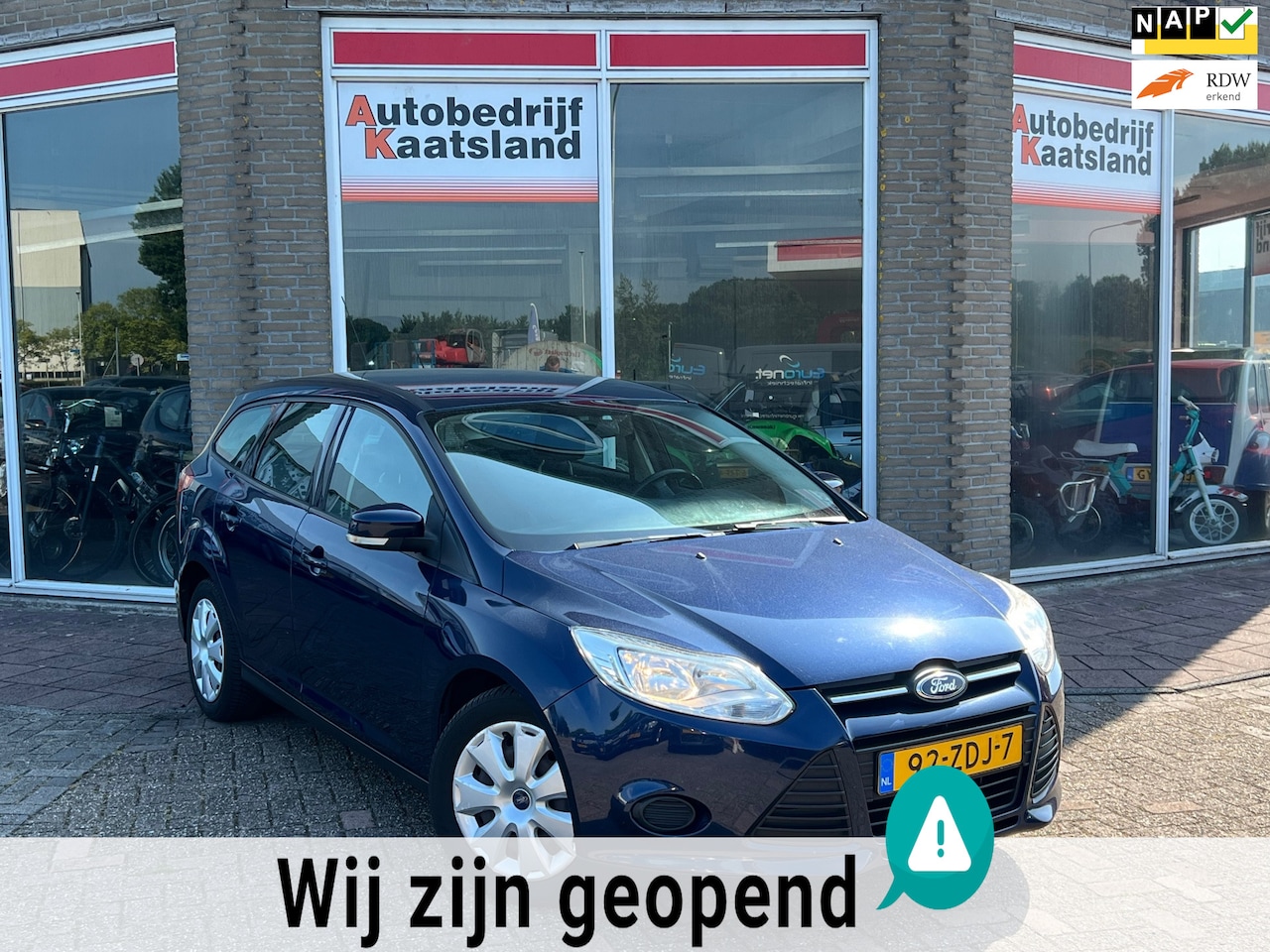 Ford Focus Wagon - 1.0 EcoBoost Lease Trend - Navi - PDC - Airco - 2012 - AutoWereld.nl