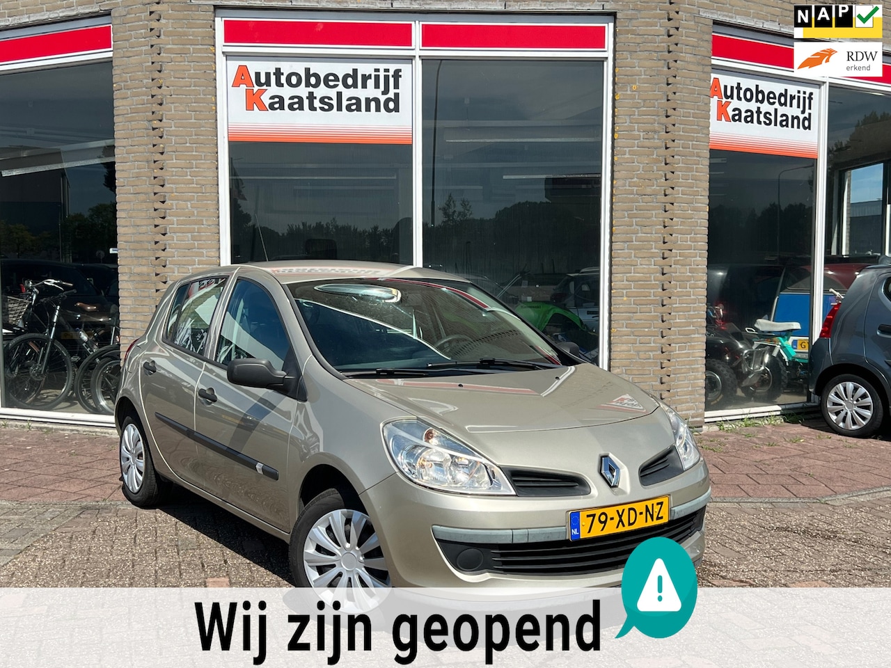 Renault Clio - 1.2-16V Business Line - 5 Deurs - Airco - Nieuwe APK! - AutoWereld.nl