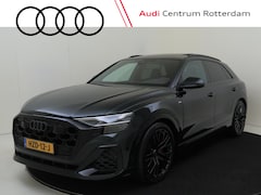 Audi Q8 - 55 TFSI e quattro Pro Line S Exclusive kleur Tiefgruen Pareleffect