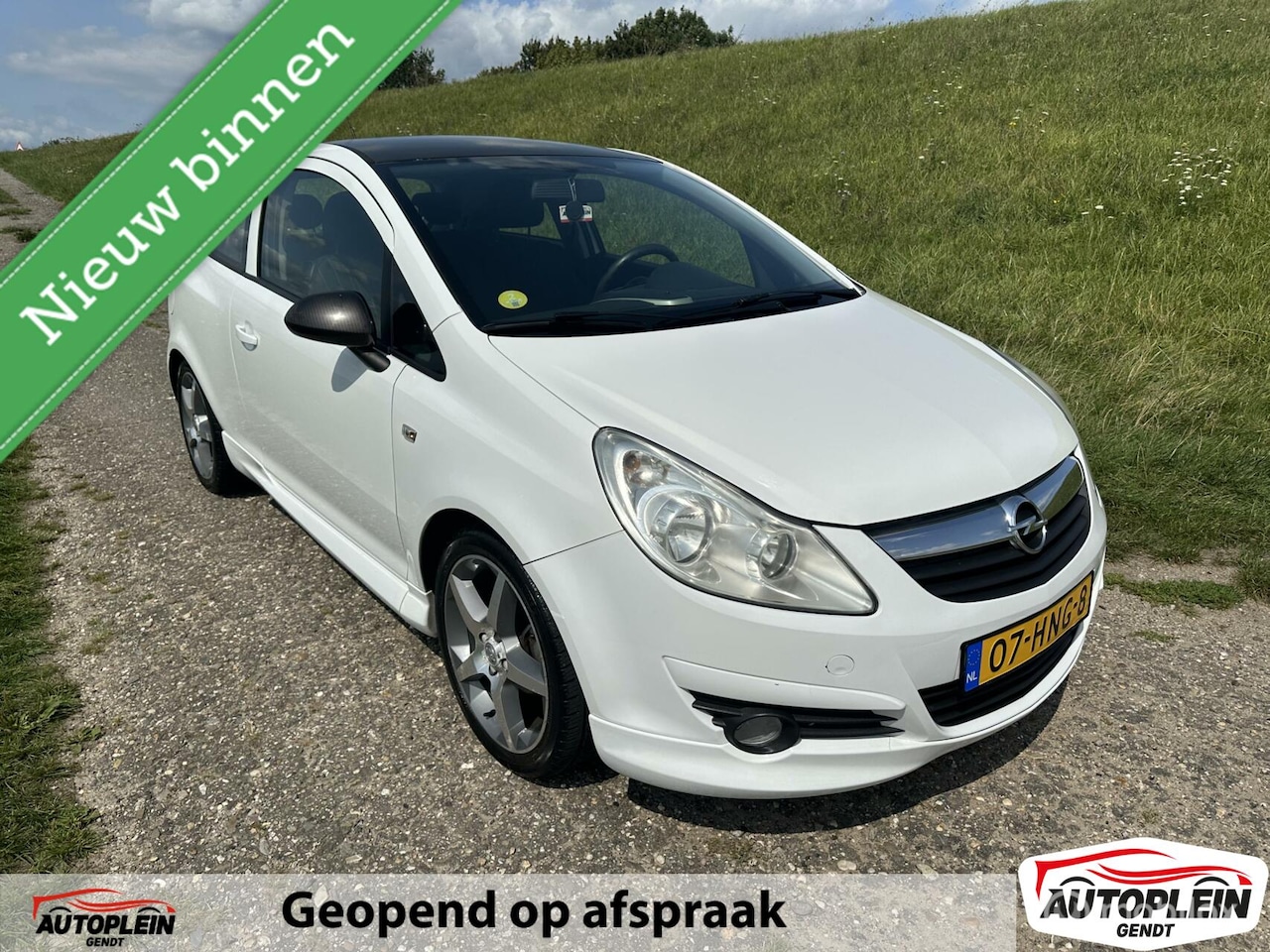 Opel Corsa - 1.4-16V EnjoyNIEUWE KETTING+KOPPAKKING+ONTSTEKING - AutoWereld.nl