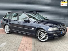BMW 3-serie Touring - 320i Executive Automaat | Clima | Cruise | Elektr Pakket