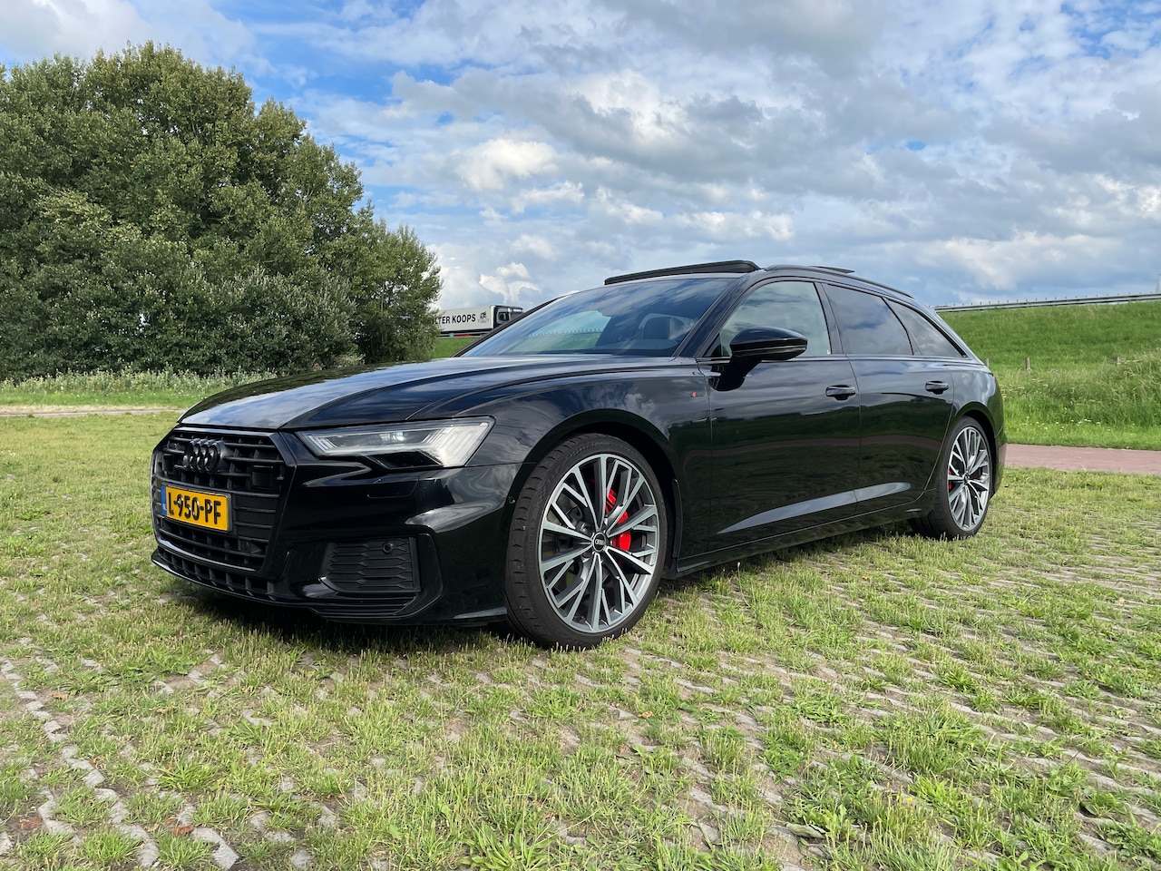 Audi A6 Avant - 55 TFSI quattro S edition 3.0 V6 Quattro competition Full option 340PK met 1 jaar garantie - AutoWereld.nl