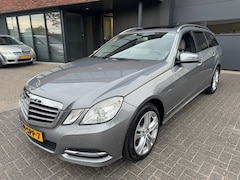 Mercedes-Benz E-klasse Estate - 200 CGI Avantgarde S DAK LEDER TREKHAAK DEALER OH ORIG NL NAP