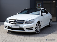 Mercedes-Benz C-klasse Coupé - 180 | AMG | First Edition | Thermatic | Pano | LED | PTS | Navi Becker Map Pilot | Designo