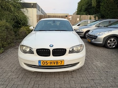 BMW 1-serie - 118i Business Line