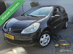 Renault Clio - 1.2 TCE Expression * inruil mogelijk