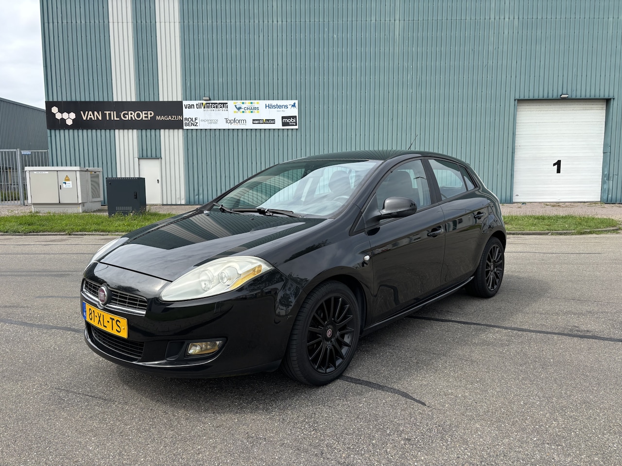 Fiat Bravo - 1.4i Edizione Prima 5-Deurs 6-Bak 90 PK. Slechts 114.000 KM !!! Zeer fijn rijdende auto !! - AutoWereld.nl