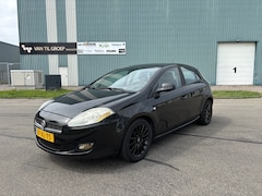 Fiat Bravo - 1.4i Edizione Prima 5-Deurs 6-Bak 90 PK. Slechts 114.000 KM Zeer fijn rijdende auto