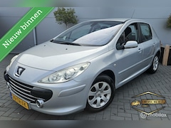 Peugeot 307 - 1.6-16V Premium *automaat*inruil mogelik