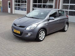 Hyundai i20 - 1.2i Business Edition Airco , Lmv
