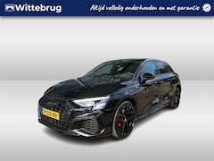 Audi A3 Sportback - 45 TFSI e S edition Competition / 245pk / Zwart Optiek / 18 Inch / getint glas / Getint gl